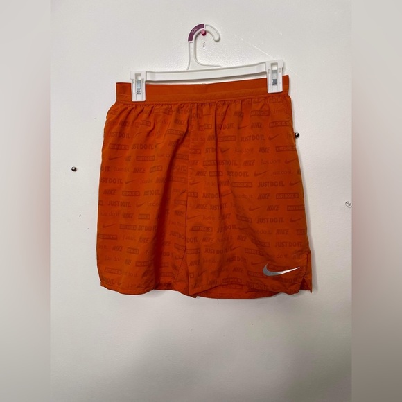 Orange Nike dry, fit, swimming trunks, size small - Picture 4 of 8